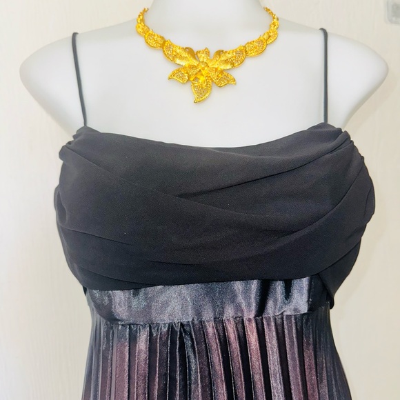 Betsey & Adam by Linda Bernell Spaghetti Strap Elegant Pleated Gown - Picture 2 of 8